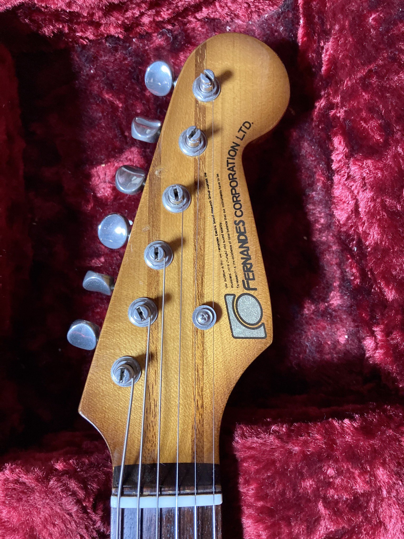 優れた品質 石ロゴ Mustang Fernandes 希少 ジャパンビンテージ エレキギター Www Tinkeringmonkey Com