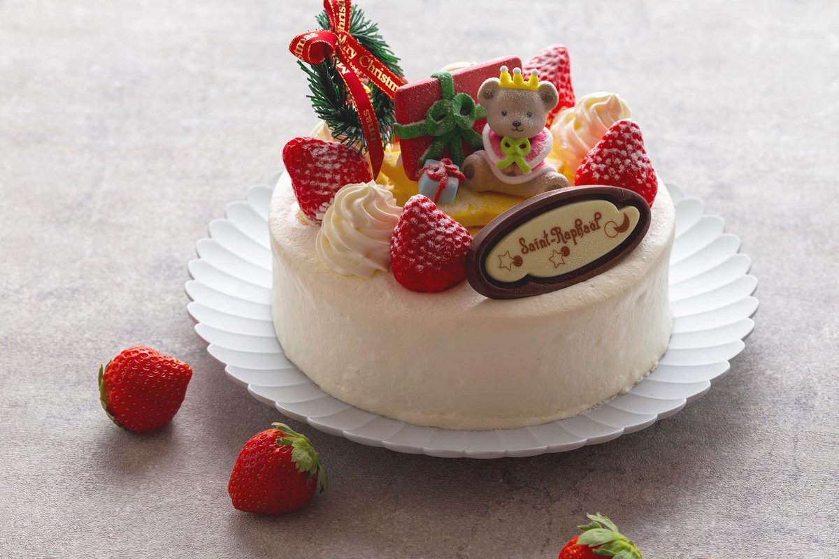 サン ラファエル サン ラファエルのプレミアムデコレーション Pre イチゴの生クリームケーキ 口当たりの良い特製 生クリームと フレッシュなイチゴを2段にサンド パーティーケーキの定番です 15cm 18cm 21cm 24cmでのご用意です サイズ
