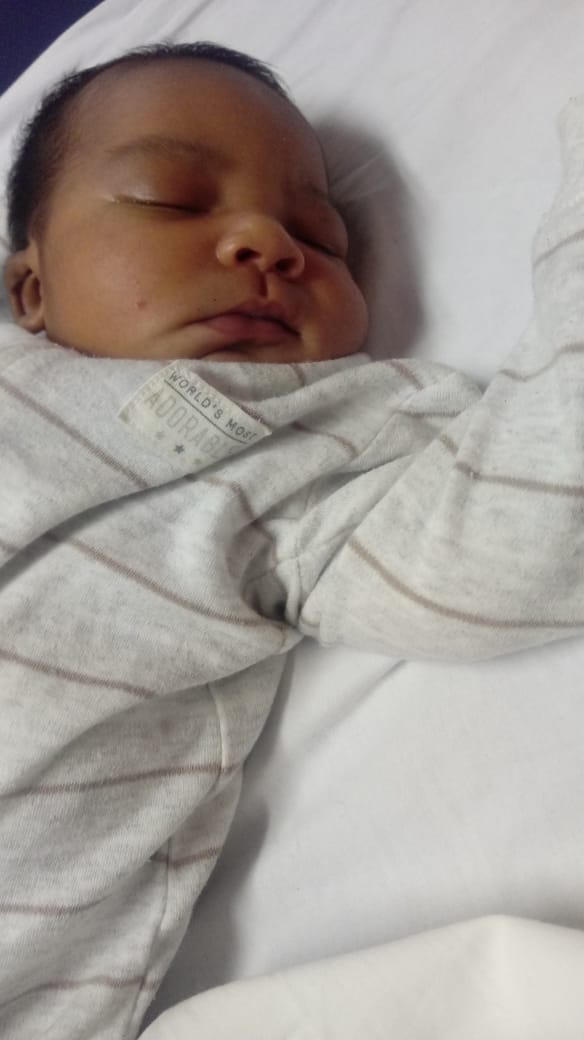 Deisy_Linck0's tweet photo. Ser avó?
Pra mim foi por um outro ser humano que não e meu filho e que vou amar muito mais do que meus filhos e um amor sem medida e concerteza sem tamanho..
Yan Gabriel és a minha vida💖😍❣️💕meu garoto https://t.co/oJFXeSL5j7
