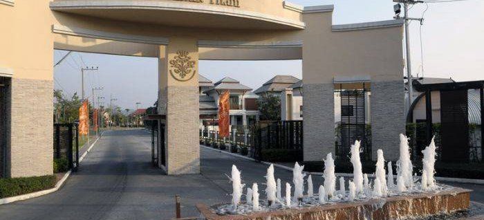 The Royal Sammuk Villa House Ang-Sila, Bangsean Chonburi#trekkinglife #instamoments #mytraveldiary #globewanderer #wanderlusting #hostel #goexplore #travelplaces #travelawesome #backpacker #nature instantworldbooking.com/Thailand-hotel…