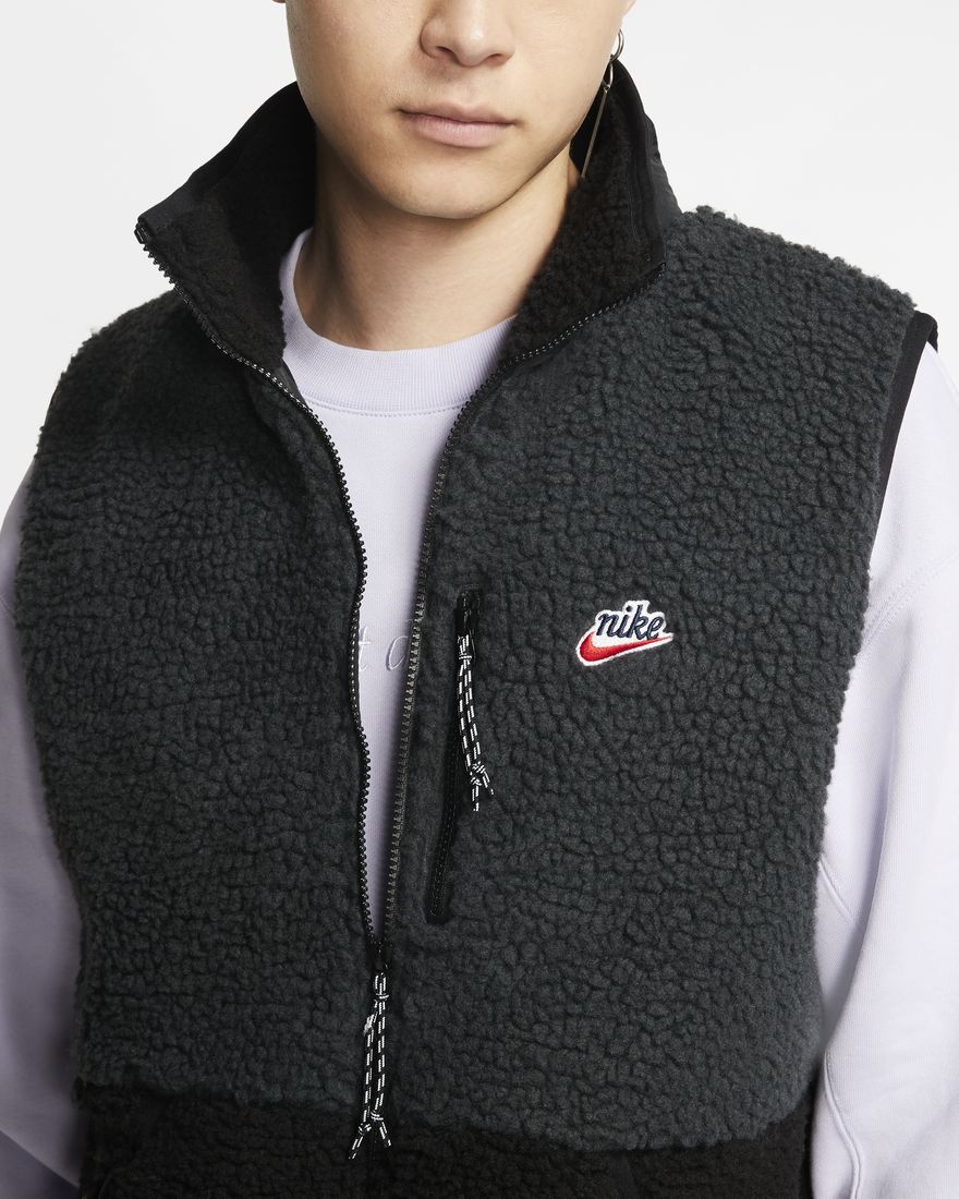 nike sherpa fleece vest