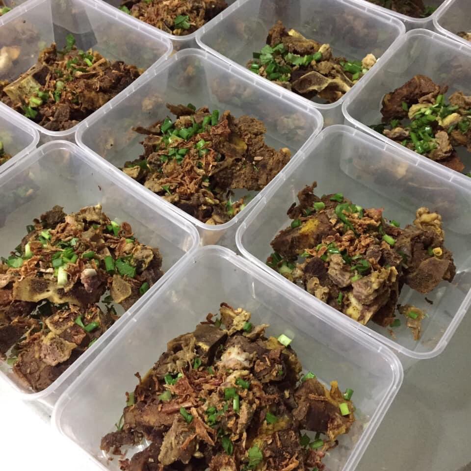 RizalAshraff1's tweet photo. @effieizwan Asalamualaikum Tumpang promote Alang2 akak tu mintak Laksa , Saya ada jual🤣
📌Bihun Sup Daging  Rm 5.00
📌Mee Sup Daging RM 5.00
📌Sup Daging Rm 10.00
📌Sup Tulang Rm 12.00
📌Laksa Pinang Rm5.00
Delivery: Senawang , Seremban 🛵
📞https://t.co/YulDrl2wyv https://t.co/VLZL0VkGvA