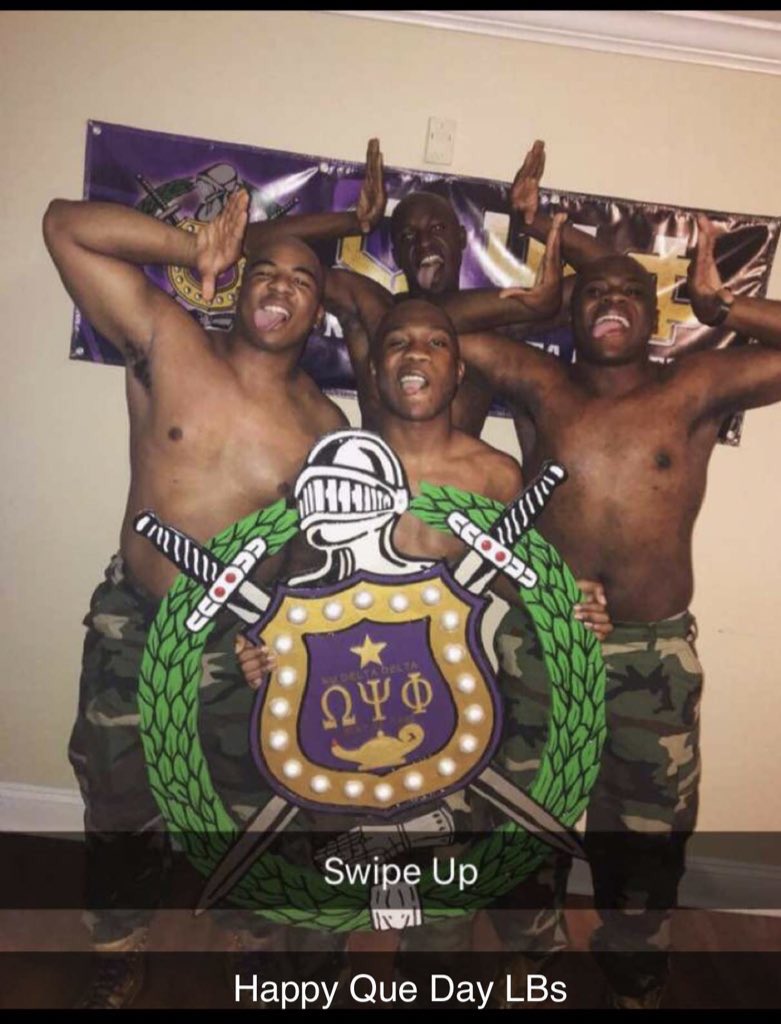 _itsnotdaniel's tweet photo. The Big Tr3 Dawg turn 3 today
Happy QueDay to my LBs @DexTillmanJr @HutchTheQue_ @Brose_royce 

NDD Fall 17 
4Owt The WQQDs https://t.co/K3JGObIBLb