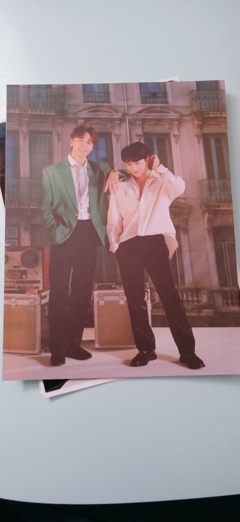 SCarat2605's tweet photo. I buy photocard from @SVTMsia I really really recommend this seller. The seller so nice she always reply my message. She also give freebie. Thank you seller😊😘🤭🍀🍀 https://t.co/9ZlT7oimka