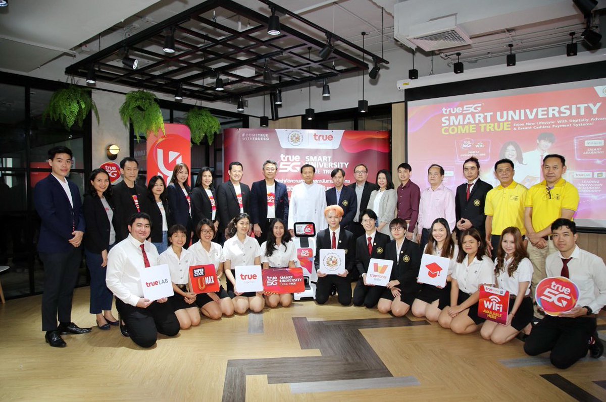 assumptionabac's tweet photo. True 5G’s Digitally Cashless Advanced Payment Systems to become a Reality at Assumption University #AU #ABAC #university #True5G #TrueLAB https://t.co/aPieaDzyJp