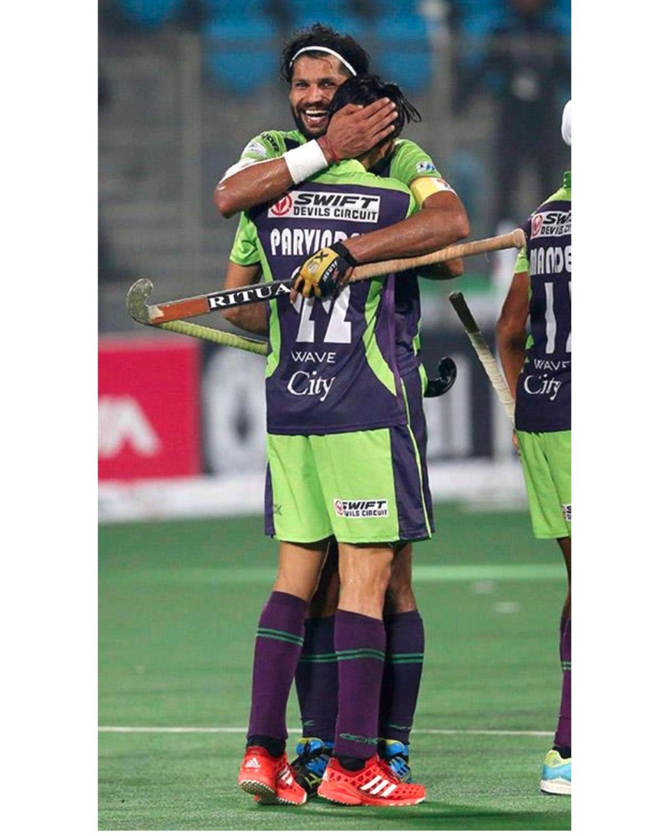 pindilahoria13's tweet photo. Happiest birthday to my dearest brother, I hope you always find the right path and succeed in whatever you choose. You will always be my forever brother @rupinderbob3 ♥️
#birthday #partysoon #brotherforever #happybirthday https://t.co/wM4MQkLOwQ