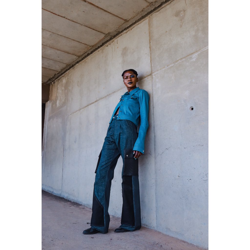 shokcoll's tweet photo. @SHOKCOLL SUBZERO AS/21
#SHOKCOLL #SHOKCOLLONLINE #SHOKCOLLSUBZEROAS21
PH: @lefaditshego
M: @nthabi_greenvirg
MUA: @lilekashabangu @forchuneight428 https://t.co/QWWZR91bJR