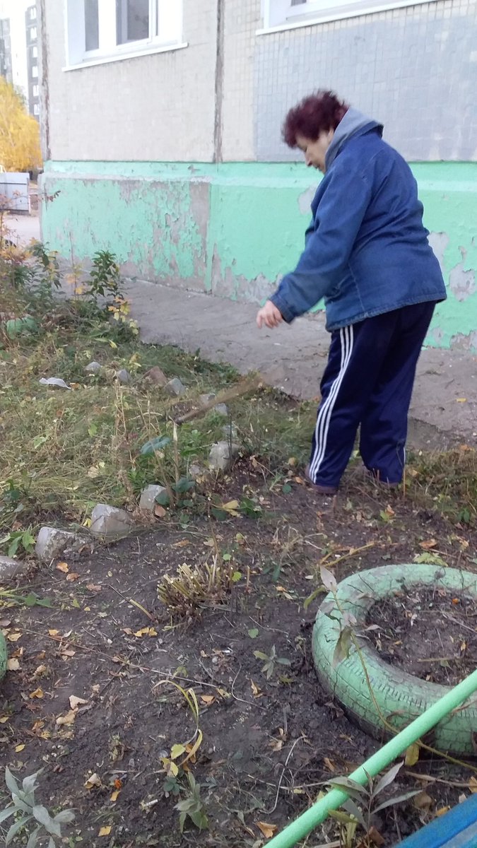 Субботник,уборка цветников