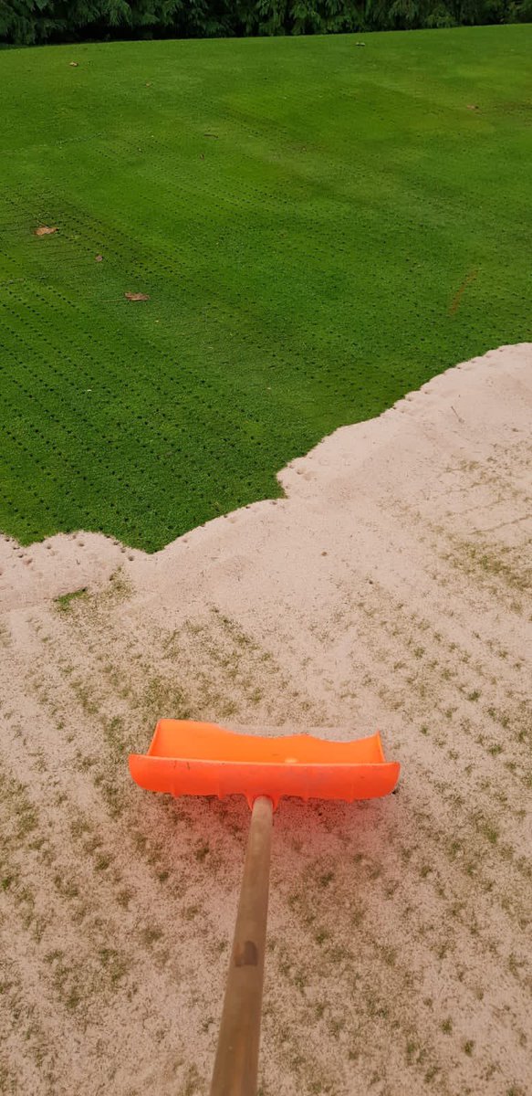 richjacq2609's tweet photo. Like most, we’re taking advantage of these unprecedented times to get some essential work done to the greens @mandngc #holesandsand https://t.co/vpXihas4hq