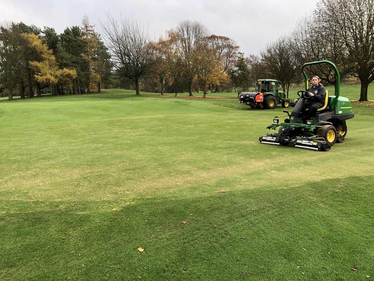 richjacq2609's tweet photo. Like most, we’re taking advantage of these unprecedented times to get some essential work done to the greens @mandngc #holesandsand https://t.co/vpXihas4hq