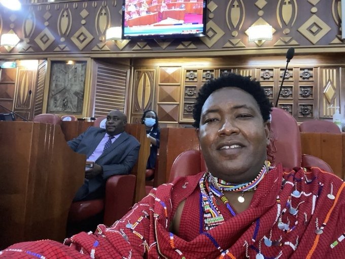 MopelSena's tweet photo. The senate speaker should designate a day on when this traditional dressing should be worn. Otherwise this can get messy.

Just imagine those men &amp; women who have NO leaning on any cultural attires, https://t.co/Hf6HZeaKrd