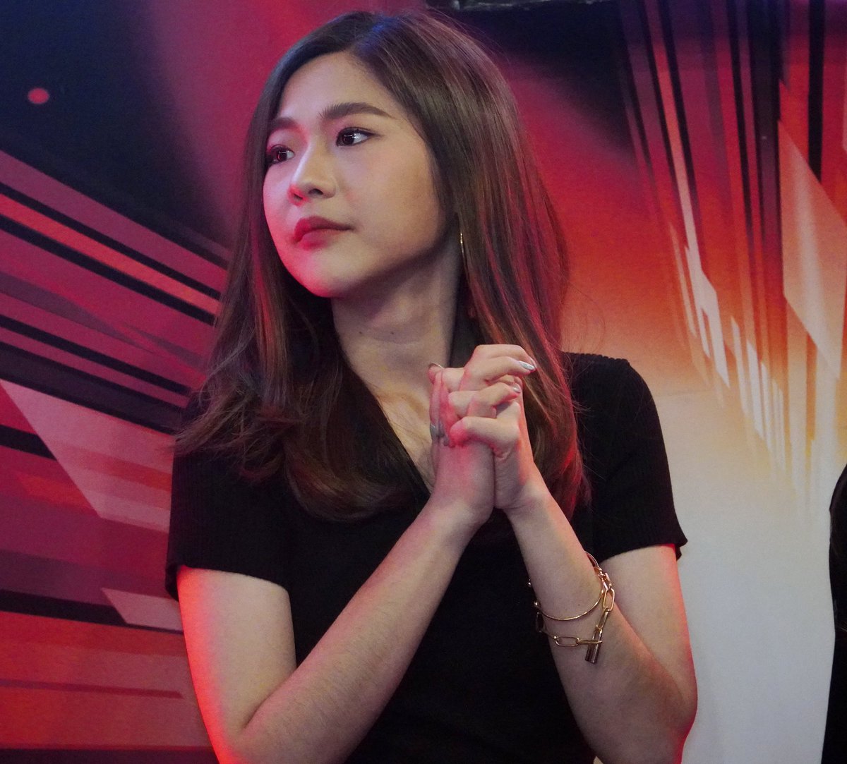 bintayos's tweet photo. ดีทุกมุม~(ไม่ได้อวยนะตะเอง😋) #Leenam https://t.co/ag5CTVFgXo