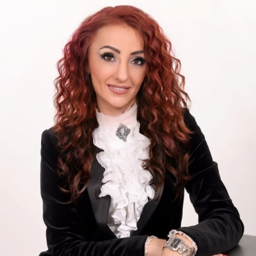 MaydayConf's tweet photo. NEW TOP SPEAKER AT MAYDAY.conf 2020!
Monica Violeta Achim PhD. is Professor and PhD. supervisor in finance @Babeș-Bolyai University Cluj-Napoca.
Her new reference work is the book “Economic and financial crime. Corruption, shadow economy and money laundering”. https://t.co/jqyYk4ldKe