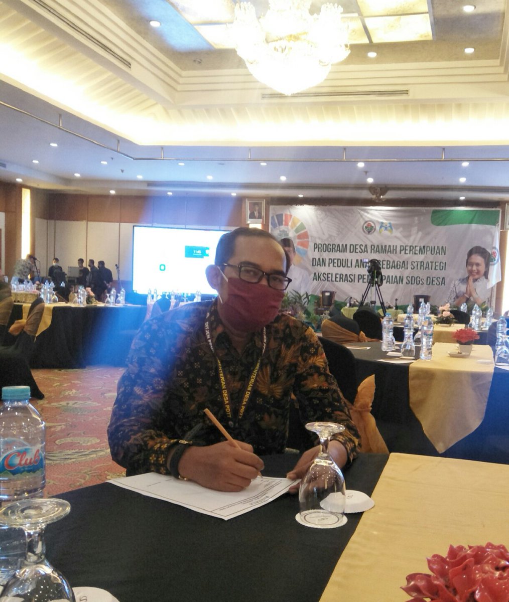 Ramah sm perempuan? Gue bangettt.. 😁

#DesaRamahPerempuan 
<a href="/jokowi/">Joko Widodo</a>
<a href="/halimiskandarnu/">ABDUL HALIM ISKANDAR</a>
<a href="/imansyukri/">Iman Sukri</a>
<a href="/malik_haramain/">malikharamain</a>
<a href="/taufikmadjid71/">IG : taufik.madjid</a>
@fachrilabalado
<a href="/azzameldzikrie/">#SantriIndonesia</a>
<a href="/tppkemendes/">TPP KEMENDES</a>
<a href="/KemenDesa/">Fast Track Travel</a> 
<a href="/NursaidM/">Nursaid Mustafa</a>
<a href="/SukoyoKasekpro/">Sukoyo</a> 
<a href="/zainimustakim/">Zaini Mustakim</a> 
<a href="/Brigade01Arwan1/">Muh Arwani</a>
<a href="/lilik_ahmad/">Lilik Ahmad Alim</a>