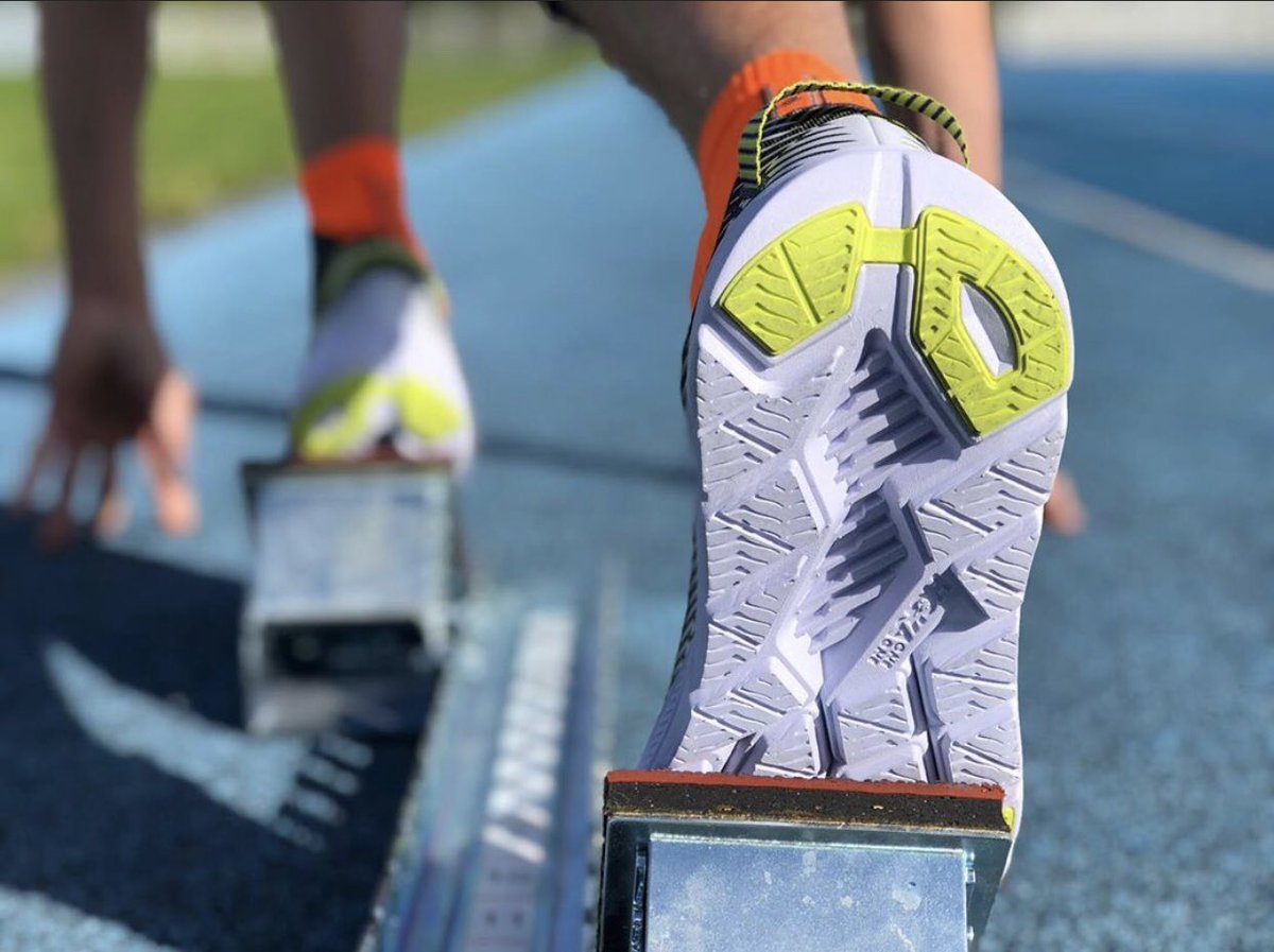 moretan_lab's tweet photo. You’re on the right track . 

photo: @russki.sport

#sports #RunningMan #useunique 
#sportsocks #designed #sportswear https://t.co/y1ORTTeinG