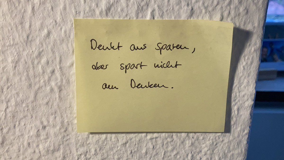Woelfin_S's tweet photo. Ich habe heute viel auf dem Plan- zB treffe ich die Studierenden unseres Seminars #Teach4DINC zur nächsten virtuellen Präsenz 🧐Danach #LunchBagSession „Digitale Barrierefreiheit“ @0_jlu Mein Tagesmotto - und ihr so? https://t.co/GsfVtadsjX