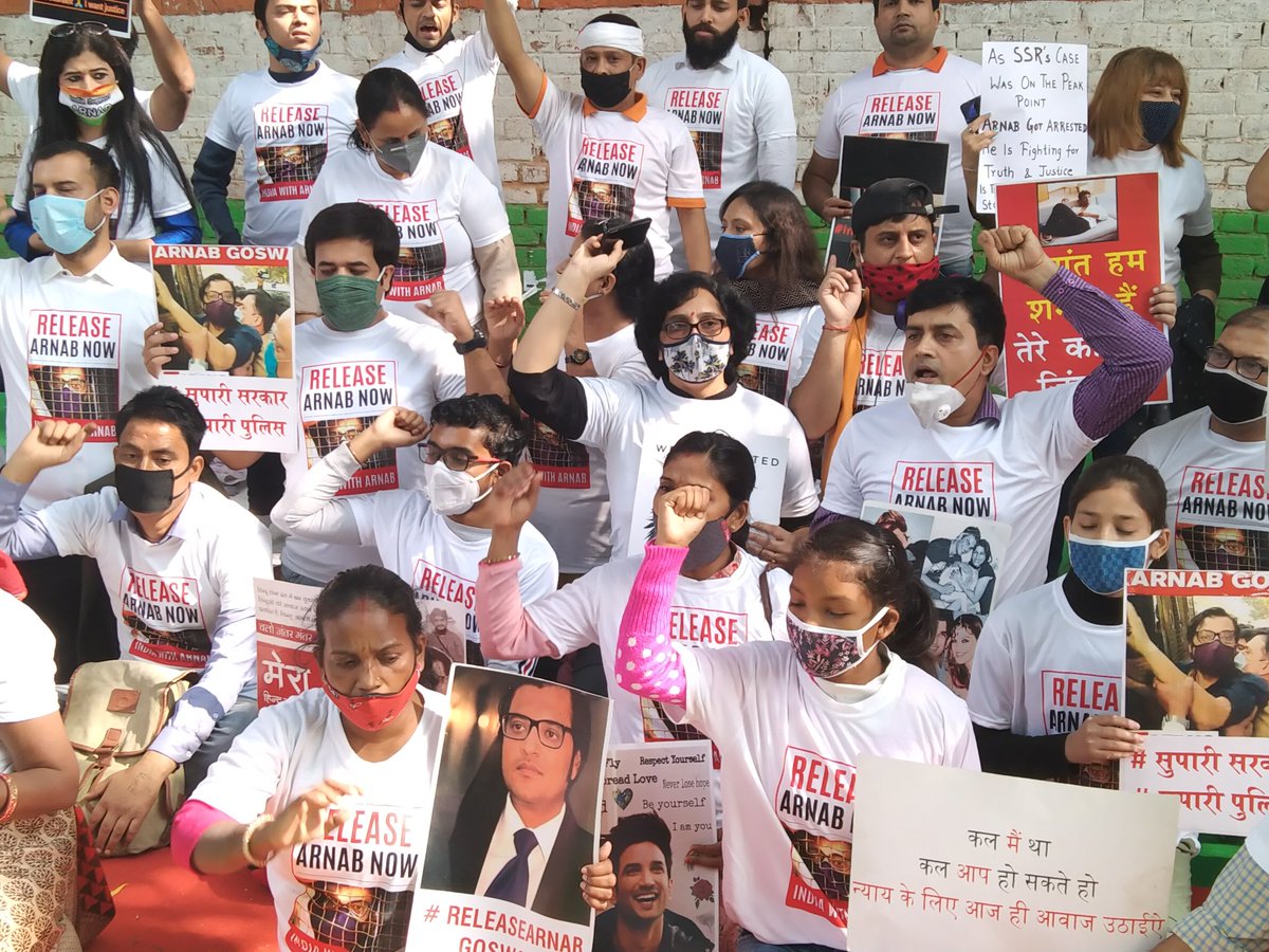iRaviTiwari's tweet photo. We want Justice... We want Release Arnab . 
Our Protest In Jantar Mantar New delhi . Today

#SCGrantBailToArnab https://t.co/vZreKunerU