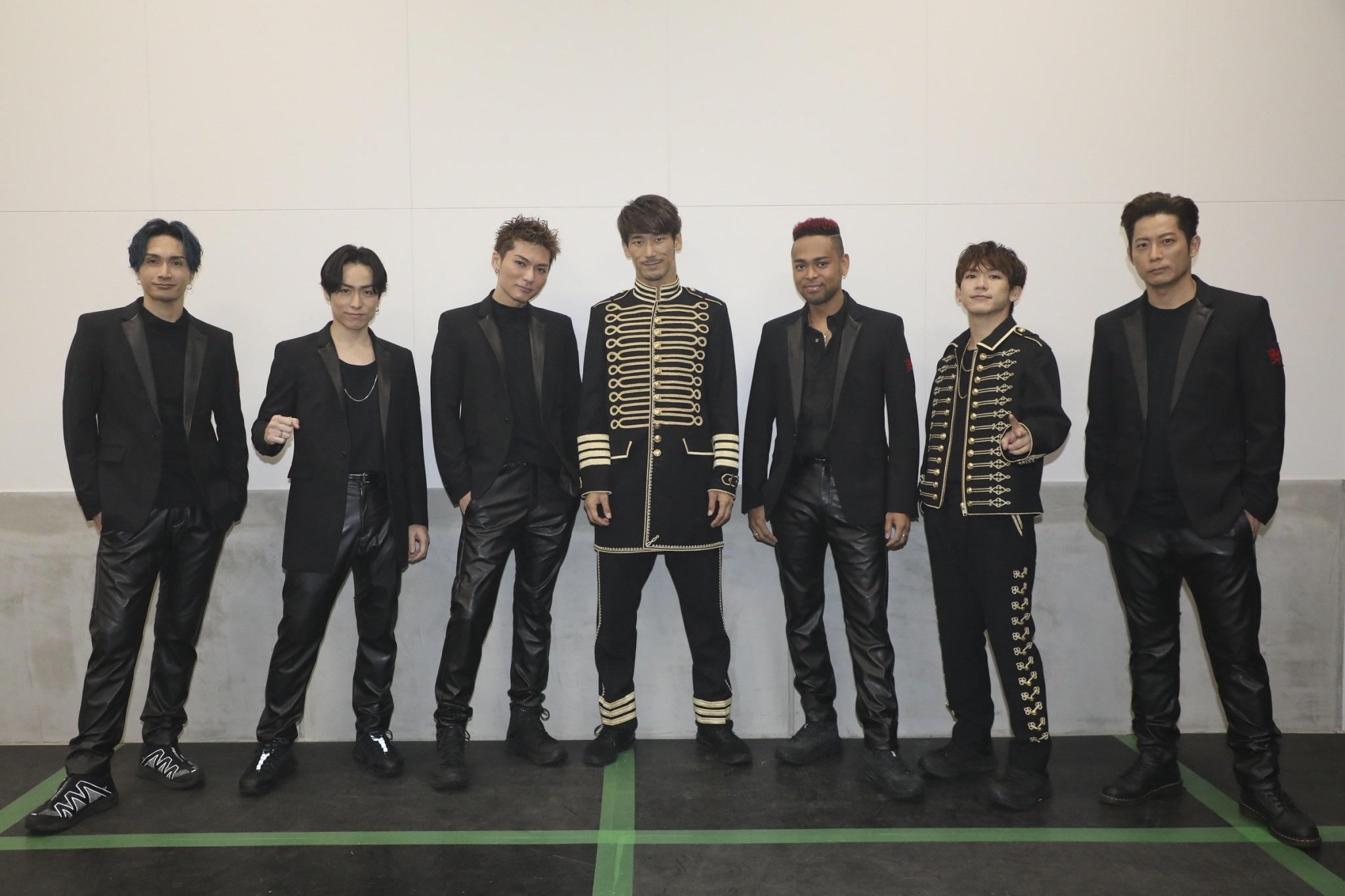 Exile The Second 三代目 J Soul Brothersの皆さん10周年おめでとうございます 昨日は 三代目のlive Onlineに二代目として そしてakiraもtakahiroと共にサプライズで出演させて頂きました Abemaにて11 13 金 22 59まで見逃し配信中なので是非ご覧