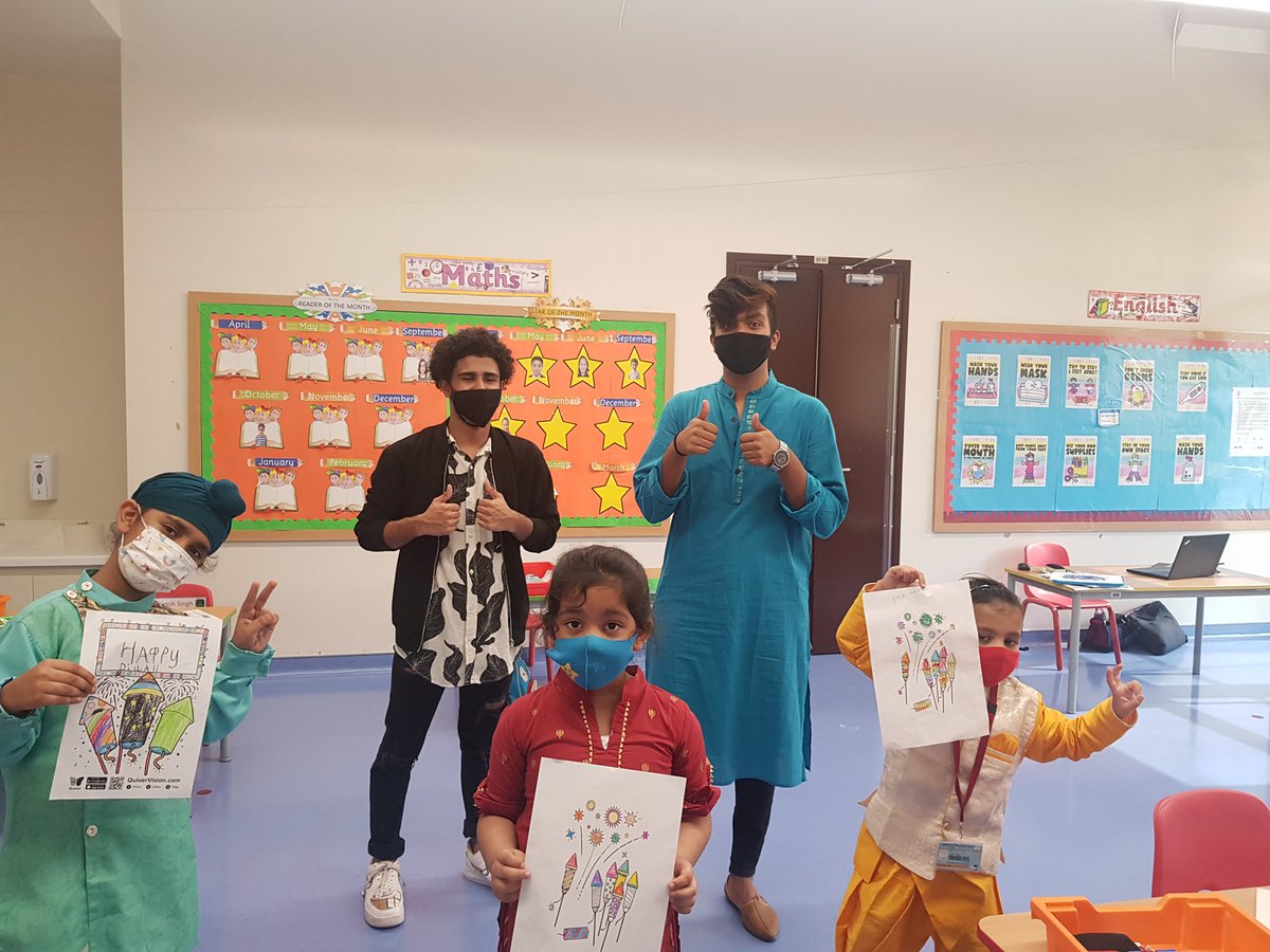 Bushra_b05's tweet photo. Grade 12C children under @vgndxb Vignesh's leadership made Diwali festival of light festive by doing #quivervision rocket @raissubair Mohammed Rais and Mohammed Zaid. @MichelleVerghe1 @GanapaKalpa @Susanna_Porob @gemsnms_alkhail https://t.co/pj1kCcF9n6