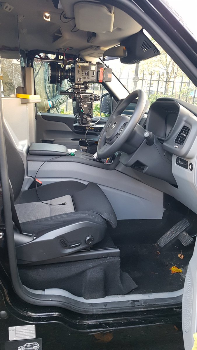 thelondoncabco's tweet photo. Pleased to say that during #lockdown V2.0 with our #london #taxi #blackcabs #cabs as #prop #actionvehicle #picturecars  #filmcrew we are still able to work on #film #shoots #movies #tvshow #adverts &amp; #PRevents  &amp; be #Covid_19 safe. Passed 7 x C19 tests in past fortnight!! https://t.co/zycKZDNrx6