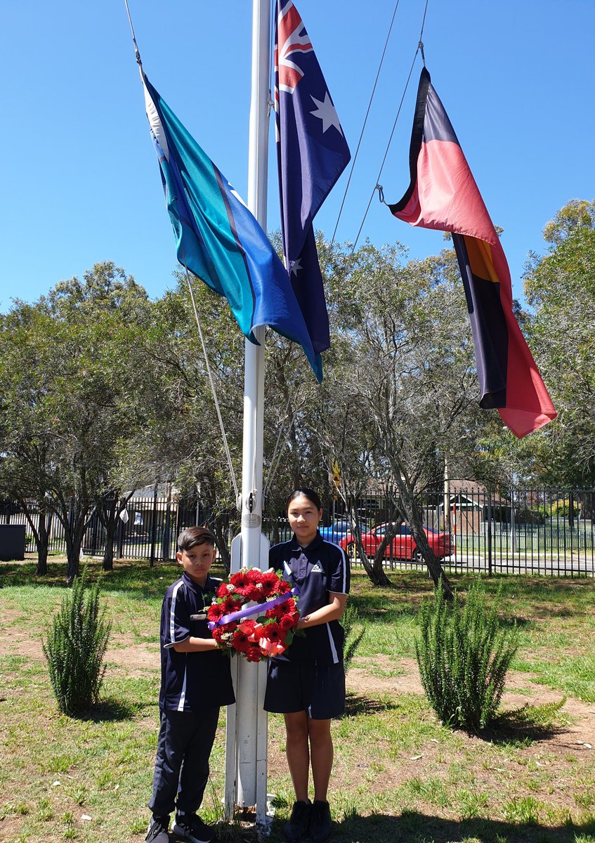Ly_Huynh_'s tweet photo. Handmade poppies planted by staff and students in our remembrance garden to commemorate Remembrance Day @Bonnyrigg_PS. @mrchristaylor22 @BecWest81 @lyndall_hayton @nathdavis11 @MSiokos https://t.co/6nDPl7PJEZ