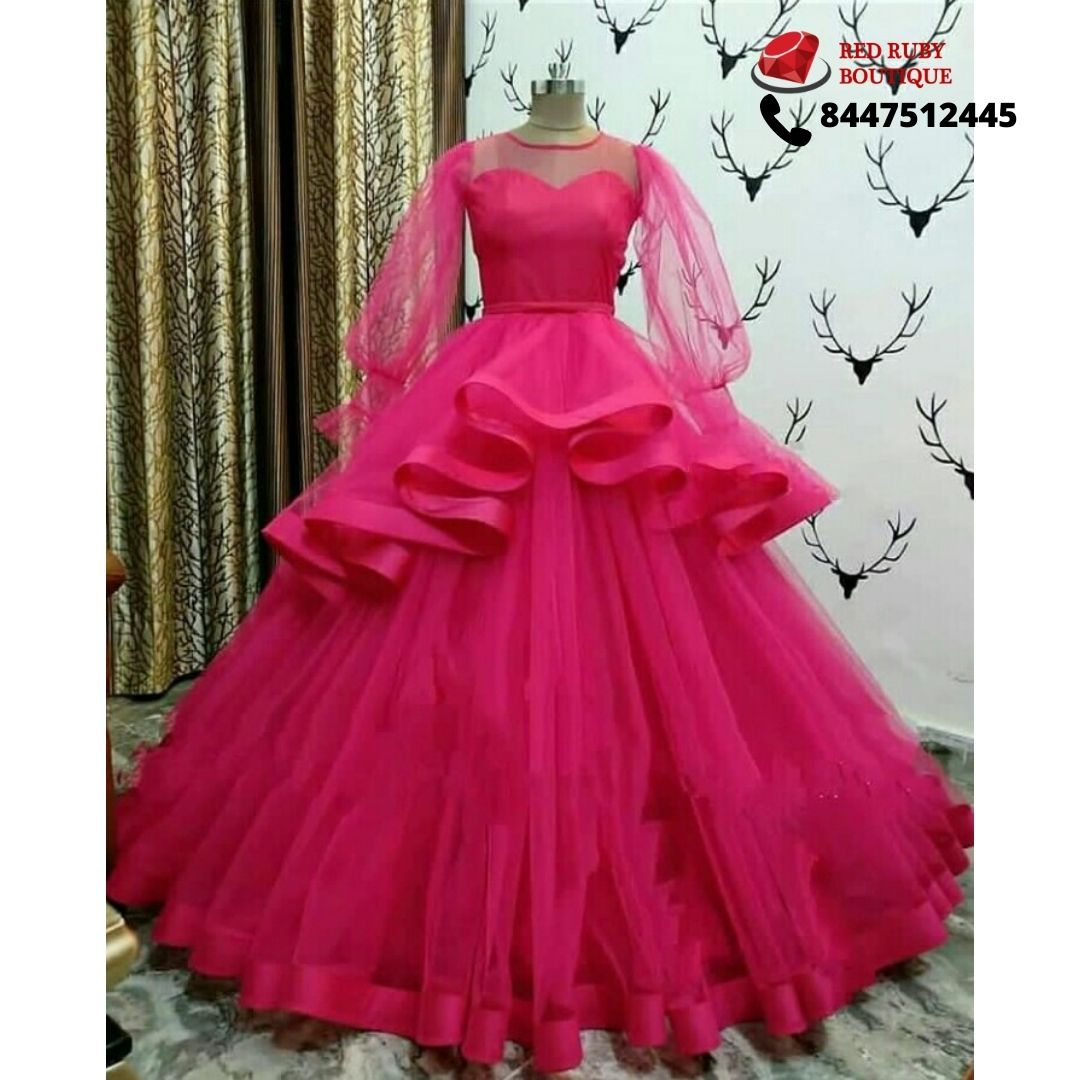 redrubybou's tweet image. Designer Lehengas and Ladies Dresses available at cheap cost,
also we take orders to design the dresses according to your suggested creativity and design.

Contact as at - 8447512445

#indianlehenga #lehengainspiration #lehengasaree #lehengablouse #lehngacholi #indianbride