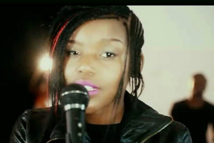 (Darulah HKD)First lyric that comes to mind?