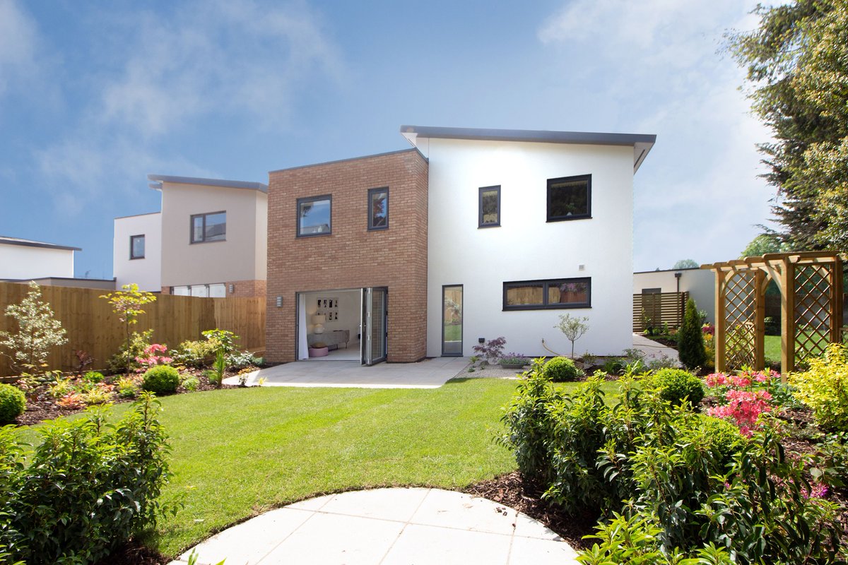 Our latest development; The Green is a destination of prestige – whether you’re a golf lover, a fan of the great outdoors, or simply an appreciator of beautifully designed homes in serene surroundings. Discover for yourself today!