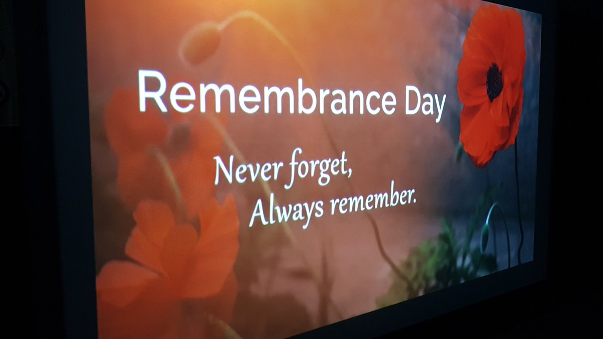 ManthaHistory's tweet photo. Today at @StPaulOCSB, we took time to virtually remember and show our respect on Remembrance Day. Our students shared what they were grateful for and you could hear the Last Post, 2 minutes of silence and the playing of Reveille echo from room to room.#WeRemember #RemembranceDay https://t.co/AxQcC03eXw