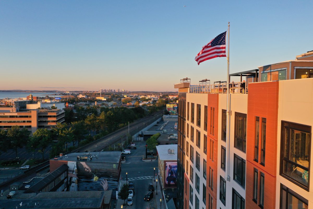 DMSdesignllc's tweet photo. Today is dedicated to thanking our veterans for serving our country. Soldiers, we are safe because of your bravery and sacrifices. We remember you today and always. Thank you #theprocopiocompanies for capturing this photo of our flag atop #caldwelllynn. #dmsdesign #VeteransDay https://t.co/3hshg1BkKc
