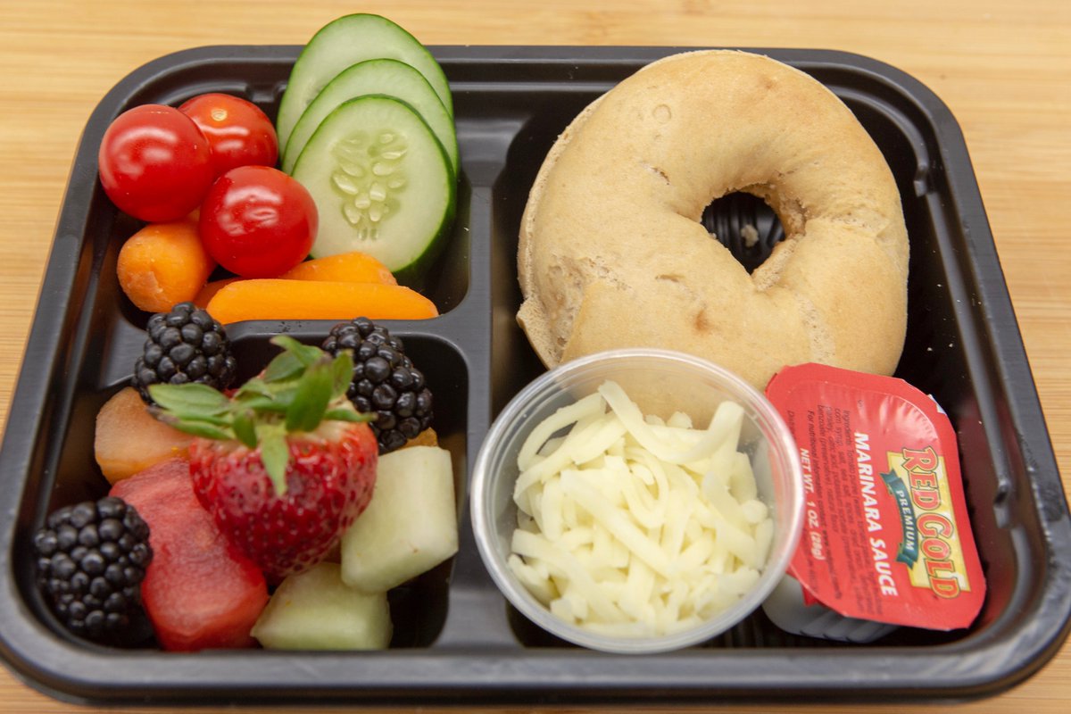 Pomptonian1's tweet photo. These will never go out of style...Build-Your-Own-Pizza-Bagels
#pomptonian #foodservice #cafeteria #cafe #pizza #bagel #build #lunch #lunchtime #eat #eating #kids #grabandgo #grabandgomeals #meals #takeout #dineout #fast #toppings #lunchladies #lunchdudes #bento #bentobox https://t.co/8dNDHQ5Yaf