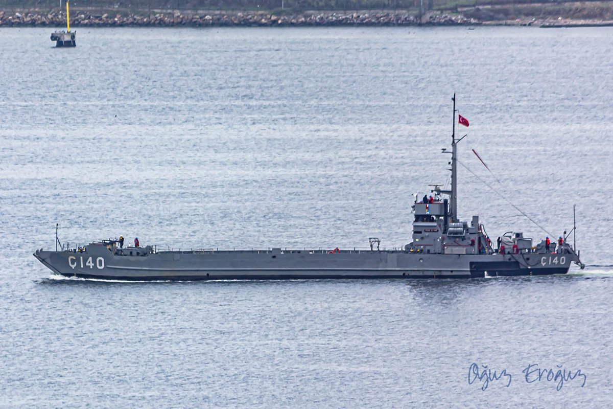 OguzEroguz1's tweet photo. #TurkishNavy #140Class #LCT #TCGÇ140 sailing Gulf of İzmit https://t.co/PB7cbPNq77