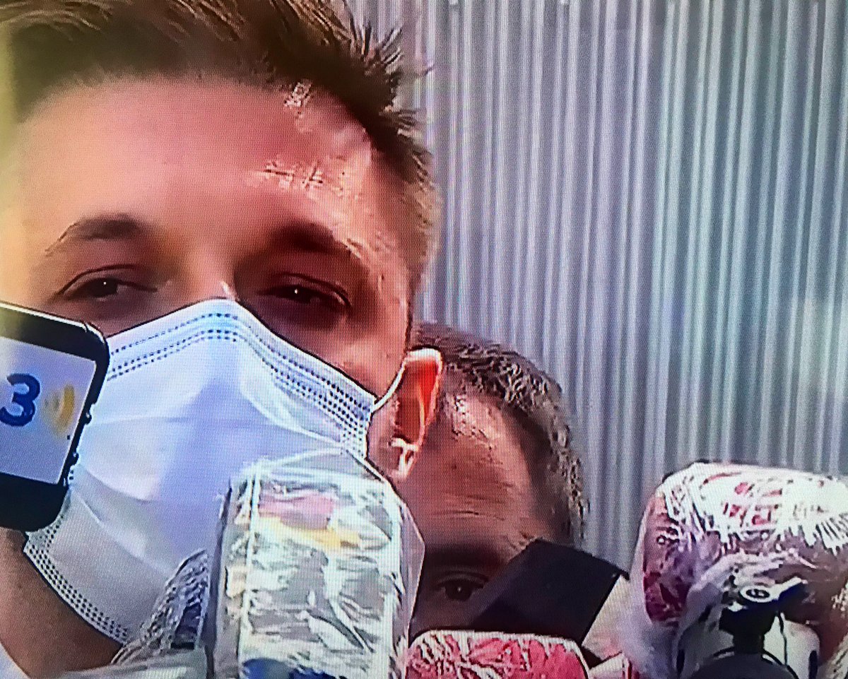 GonzaPlotycia's tweet image. #Morla confirma el alta: “Está entero. Hoy se va a ir. Hay #Maradona para rato. Ahora hace falta la unión de la familia. Él decidirá a quién querrá ver en Nordelta. Luque va a continuar como Dr. de cabecera. Gracias a ese trabajo se pudo detectar todo a tiempo”

📸 @todonoticias