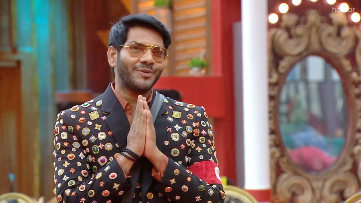 ShivaTroy's tweet photo. @StarMaa @EndemolShineIND
@iamnagarjuna
#BringBackNoel
#WewantNoel
#BringBackNoel
@StarMaa &amp; @EndemolShineIND Plz bring back #NoelSean.

@mrnoelsean #Noel #BiggBossTelugu4 #BiggBoss4Telugu https://t.co/P6T4W5IbHU https://t.co/nmPic5Ahtm https://t.co/RH2tC1FHAq