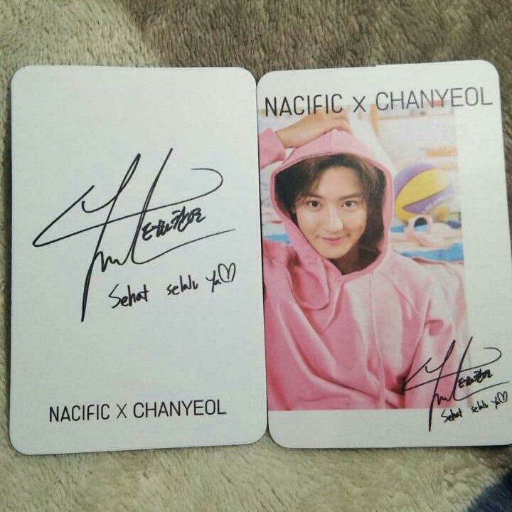 LOEYFunny's tweet photo. Sehat Selalu Ya ♡
#NACIFICXCHANYEOL
#찬열 #CHANYEOL #チャニョル #朴灿烈 #EXO #엑소 #LOEYxStudioNNG #LOEY #LOEYmentary #RealLOEYandBeyond #FightingForOurChanyeol
#FightingForOurEXO @weareoneEXO @nacific_id @nacificcos https://t.co/NSbNbWdvC1