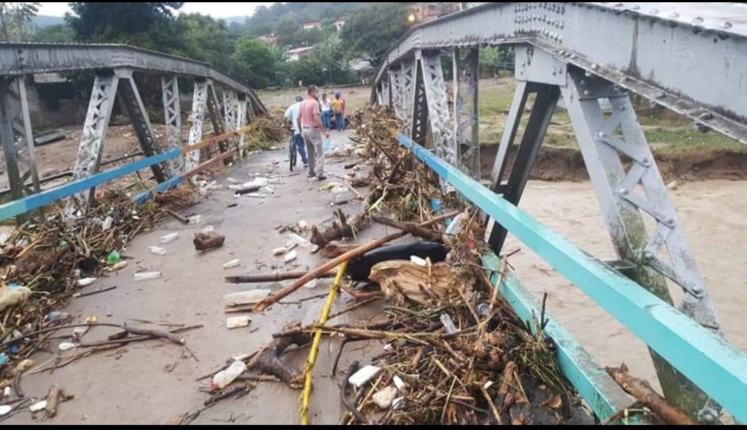 ClapLaOrquidea1's tweet photo. #SoyComunicadorClap cualquier apoyo lo puede hacer llegar al Ipasme en Ureña estado Táchira, Todos activos, hoy por mi mañana por ti
#ClapTachiraSolidariosConJunin 
@FreddyBernal 
@BermudezJoseAl1 
@arguelloyepfri 
@tachira_gmas 
@Juntosxtachira1 
@PSUVTachira https://t.co/rM71wOlRs3