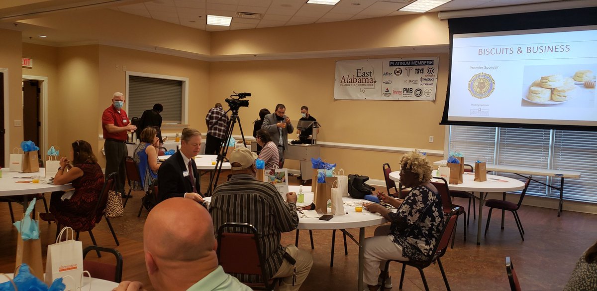 ealabamachamber's tweet photo. Full house on this Veterans Day at Biscuits and Business 

#columbusga #business #career #BuyLocal #chamber #chamberofcommerce #columbusga #fortbenning #fortmithchell #alabama #georgia #media #westgeorgia #colga #opelika #auburn #ShopLocal #phenixcityal #columbusgeorgia https://t.co/lN5eTIJot3