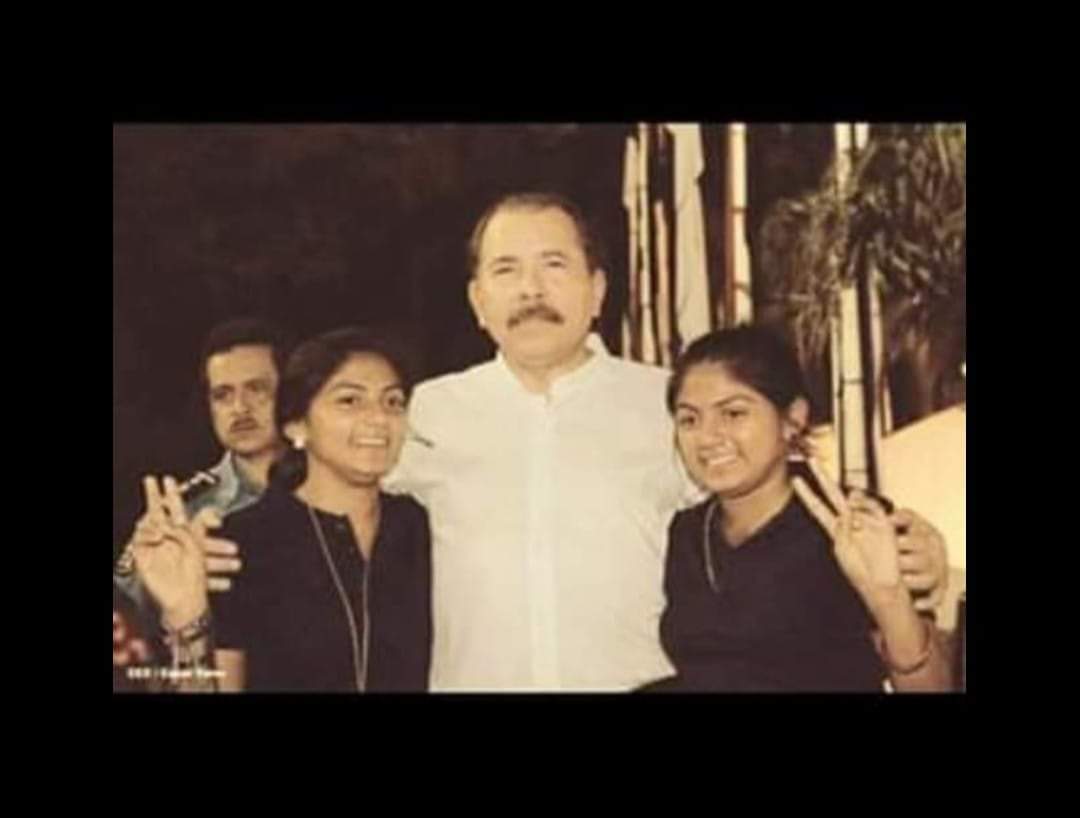 #DanielMiPresidente2021| Felicitamos al Cmdt. Daniel Ortega, por su cumpleaños número 75 !!! 🎉🎊👍💪✌️🔴⚫

Un hombre que a entregado su Vida entera a servirle al Pueblo de #Nicaragua...

Dios siga bendiciendo a nuestro Máximo Líder...🙏

#EnVictoriosaEsperanza