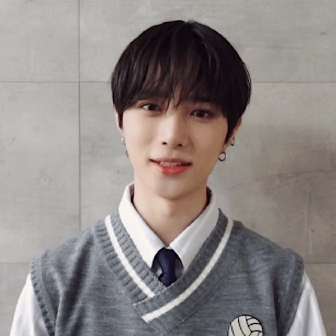 dhlcjs's tweet photo. #드라마범규는진짜최고에요 이 옷 너무 예뻤음.. https://t.co/FPnQcjEOEm