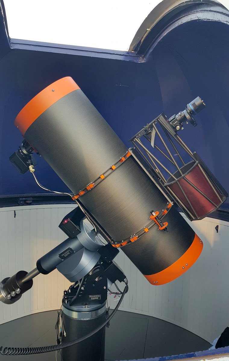mikecompositi's tweet photo. Date un occhio al confronto tra questi fantastici telescopi creati da Giovanni Casiraghi, un progetto durato mesi. La sua definizione è più che azzeccata: Davide contro Golia / Newton 8" truss VS newton 16". 
Creati con rinforzi in carbonio, SX10 e altri prodotti MIKE-COMPOSITI. https://t.co/PdAgbVsSwN