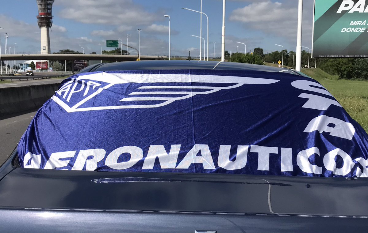 ezequiel_rouge's tweet photo. #AeronauticxsConTrabajoDigno  #MeoniMoroniEstaEnSusManos @APAERONAUTICOS @AtacamaLuna Ningún Aeronáutico en la calle!!!!! https://t.co/Kxn5heClVI