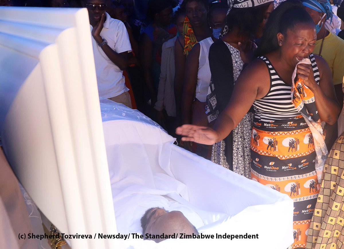 Zimindependent's tweet photo. #GRINGOFUNERALUPDATE
Emotional scenes at Gringo's funeral. #RIPGRINGO
@stozvirevaa @wisdomdzungairi https://t.co/qLXfT0KIyQ