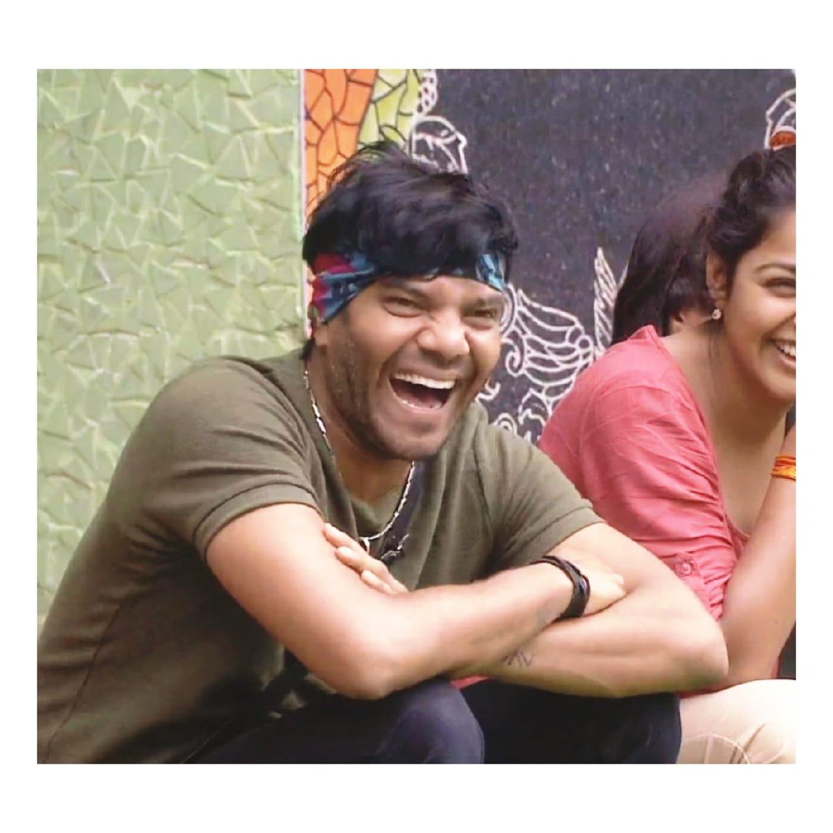 ShivaTroy's tweet photo. Aaa navvulone kanipisthundi hoe good he is aani 
@StarMaa @iamnagarjuna 
#BringbackNoel
@mrnoelsean 
#BiggBossTelugu4 #bigboss4telugu 
#Noelsean #Bigboss https://t.co/QIcjiZ5E0S https://t.co/vazEGIwjUc