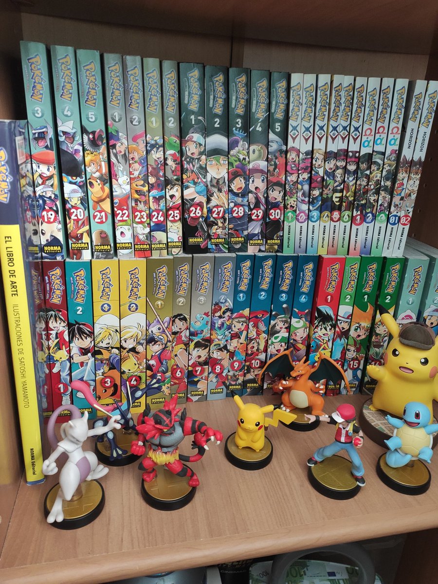 Dany_MarLoz's tweet photo. Me acabo de dar cuenta que ya tengo todos los mangas de #Pokémon publicados por @NormaEdManga en España.
¿Publicaran Blanco y Negro 2 algún día?
#damarloz #frki #Pokémon #manga https://t.co/vFifY4itnh