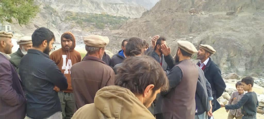 MQMPUpdates's tweet photo. گلگت بلتستان قانون ساز اسمبلی کے حلقے GBLA-3 کے وطن پرست امیدوار مولانا اکبر وزیر نے اپنے انتخابی حلقے ہونا چل ہراموش کا دورہ کیا اور علاقے کے معززین اور یوتھ سے ملاقات کی اس موقع پر ان کے ہمراہ حلقے کے سپوٹر بھی موجود تھے ۔
#PSPGilgit #MustafaKamal https://t.co/0v6YZQ9Rpb