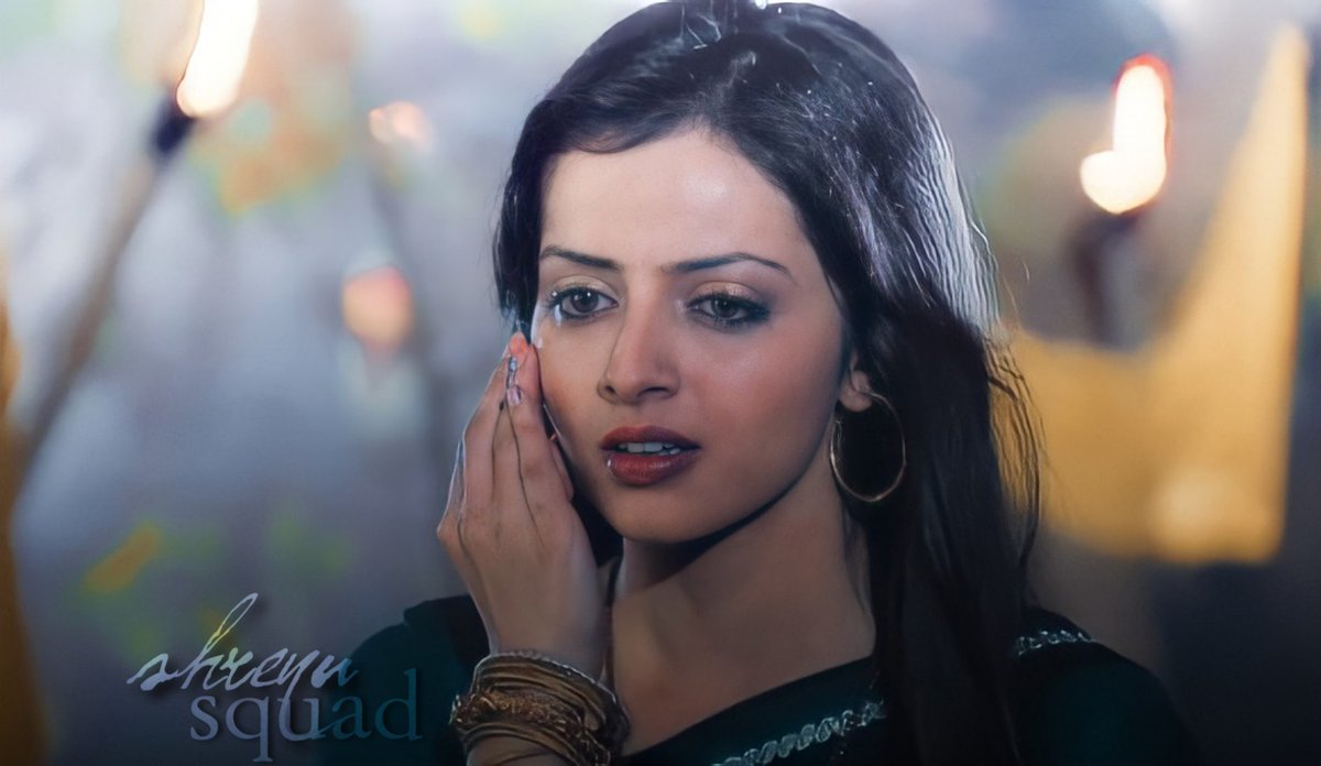 ShrenuSquad's tweet photo. Aastha Agnihotri was responsible and independent, smart and witty, strong and formidable, yet above all she was as noutanki and chulbuli as any Aastha Kirloskar should be.

Aastha Rays-- #HappyDecadeWalaBdayShrenu https://t.co/yXrAAGHX5p