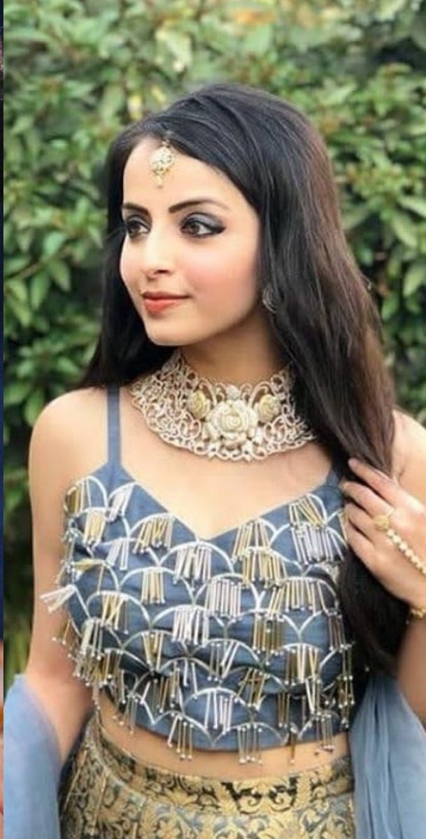 dareen__ali's tweet photo. You deserve all the happiness, happy birthday
#HappyDecadeWalaBdayShrenu https://t.co/NZ8aKZR02F
