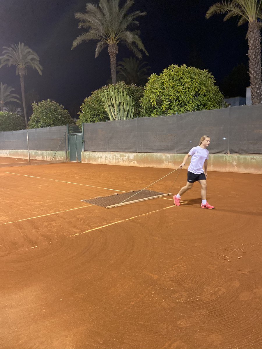 RichardsDenney's tweet photo. Not just about hitting a 🎾 ball. @SotoTennis teaching gratitude and discipline 🙏 https://t.co/DqbEq3suM2