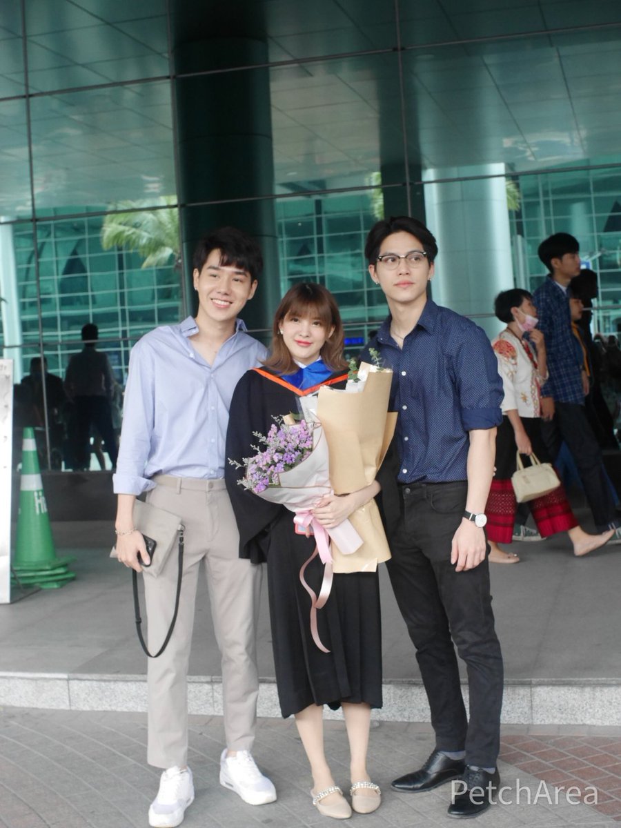 PetchArea's tweet photo. congratulations natty🎉
@nattythanyanan 

#petchpigz
#ลูกหมูของเพชร
#BossThanabat
#PetchArea https://t.co/W60KgUYkhb
