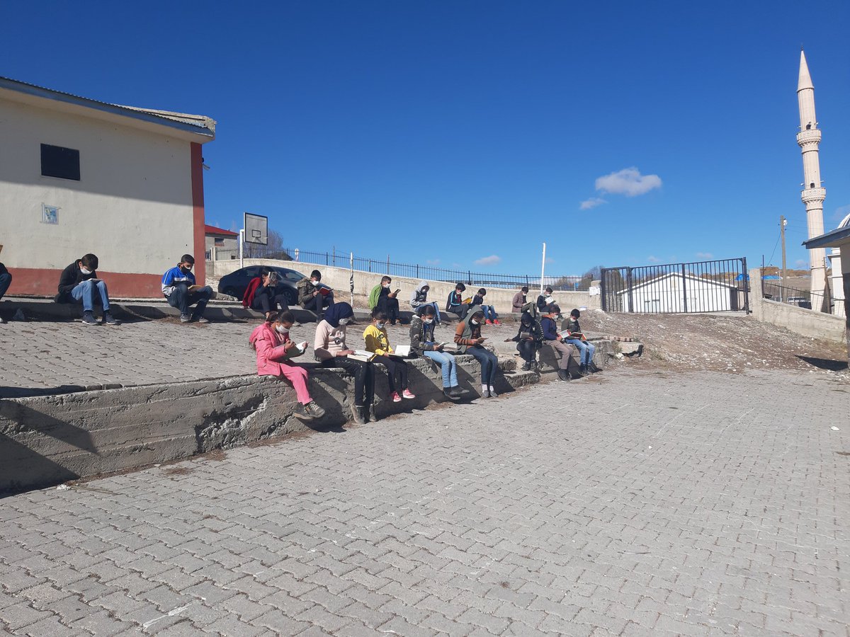 Ayşegms tweet media